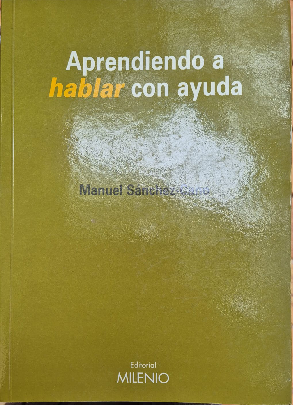 Coberta de Aprendiendo a hablar con ayuda